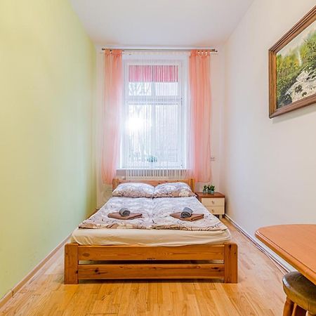 Room Near The Center Gdańsk Buitenkant foto