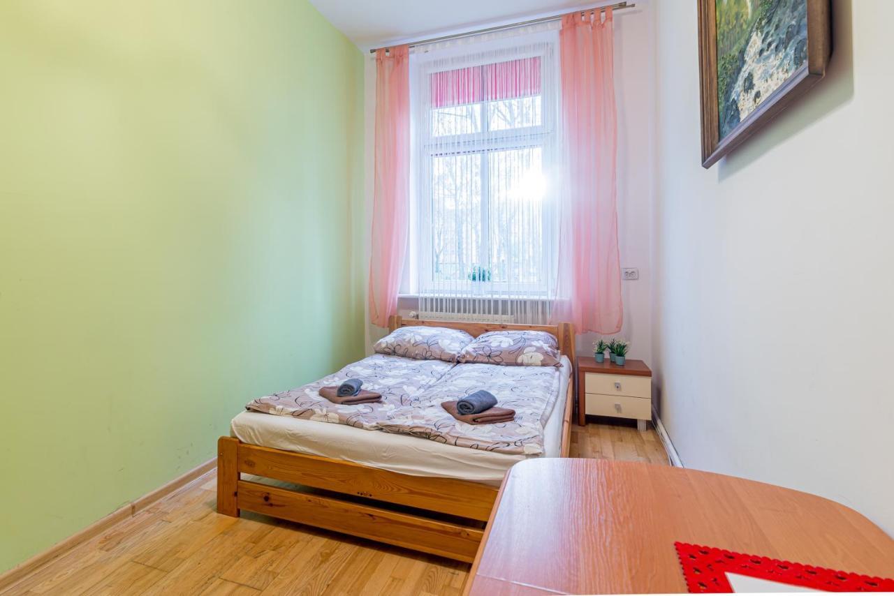 Room Near The Center Gdańsk Buitenkant foto