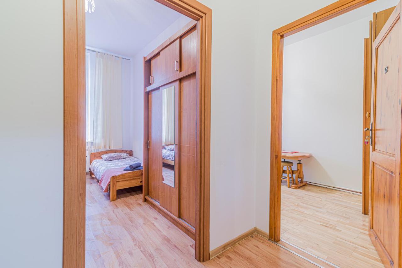 Room Near The Center Gdańsk Buitenkant foto
