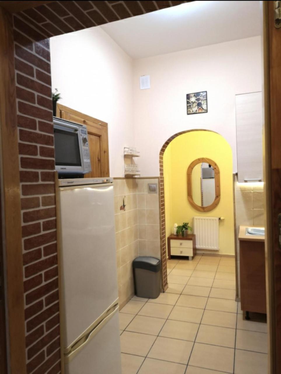 Room Near The Center Gdańsk Buitenkant foto