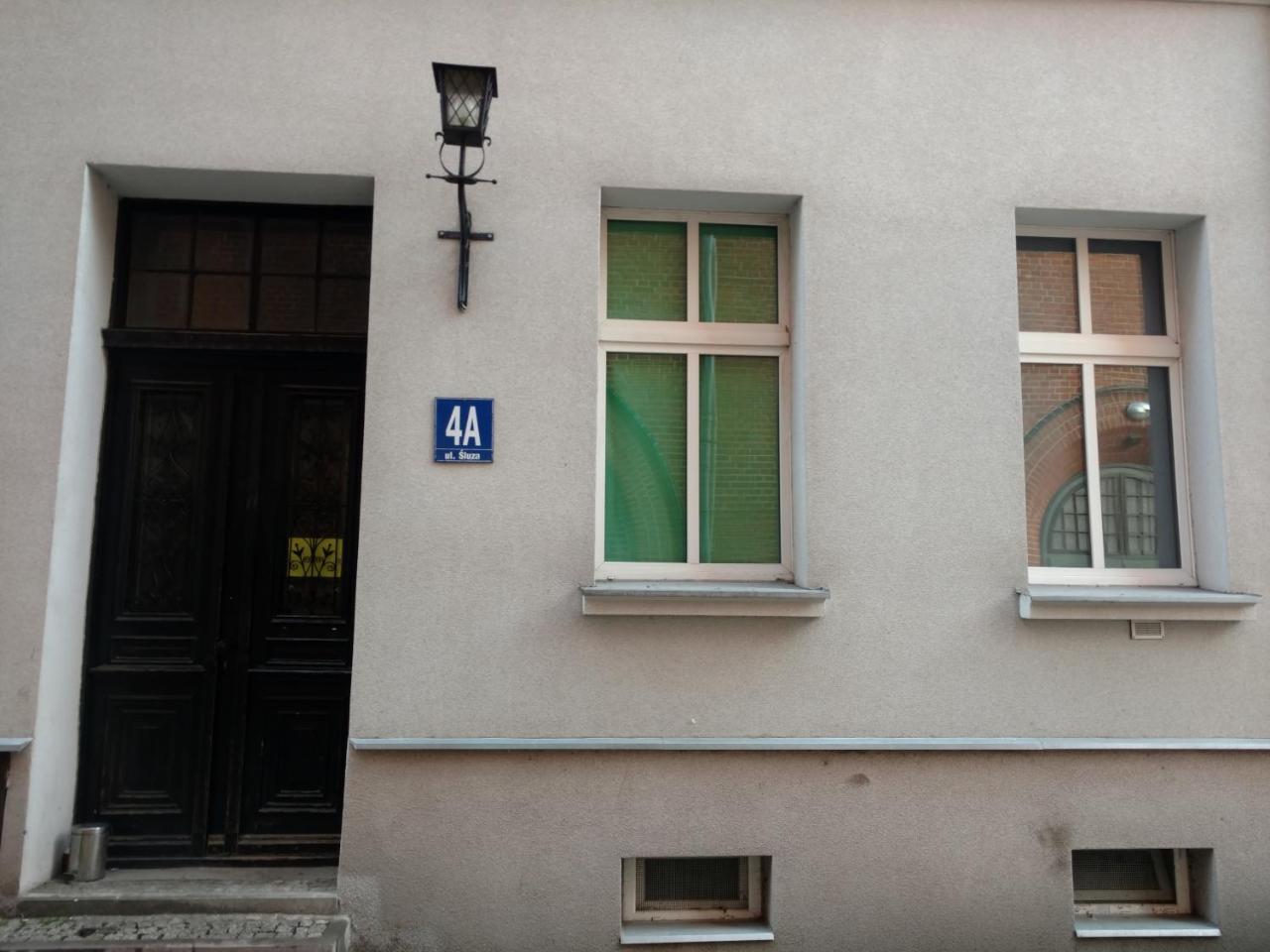 Room Near The Center Gdańsk Buitenkant foto